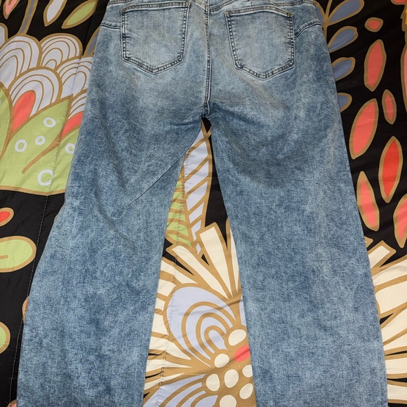 Rhinestone Straight leg torrid bombshell jeans - Picture 4 of 4